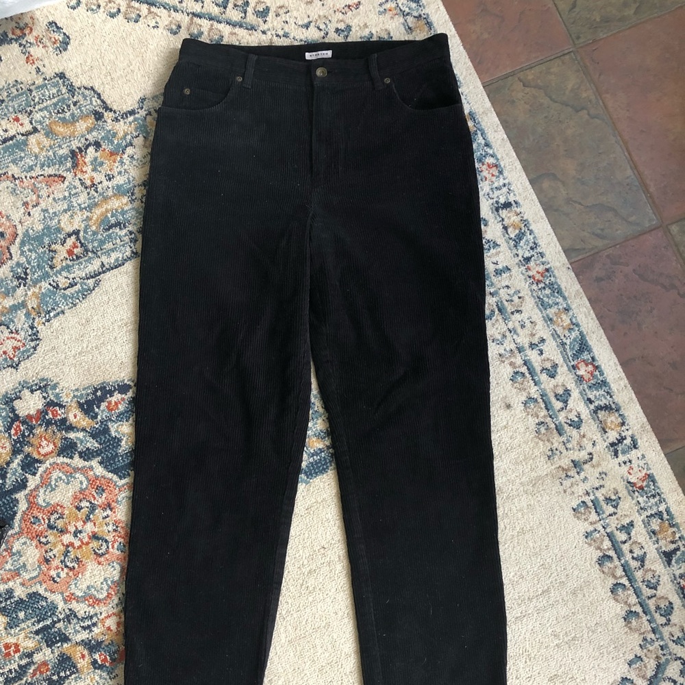 Jones New York Sport black corduroy bottoms